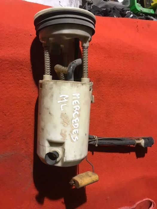 BOIA DE DEPOSITO + BOMBA MERCEDES ML 270 CDI