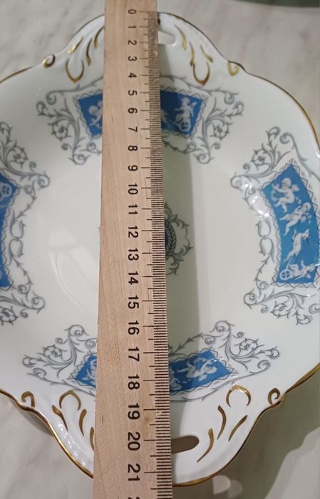 Блюдо з ручками з кісткового форфору