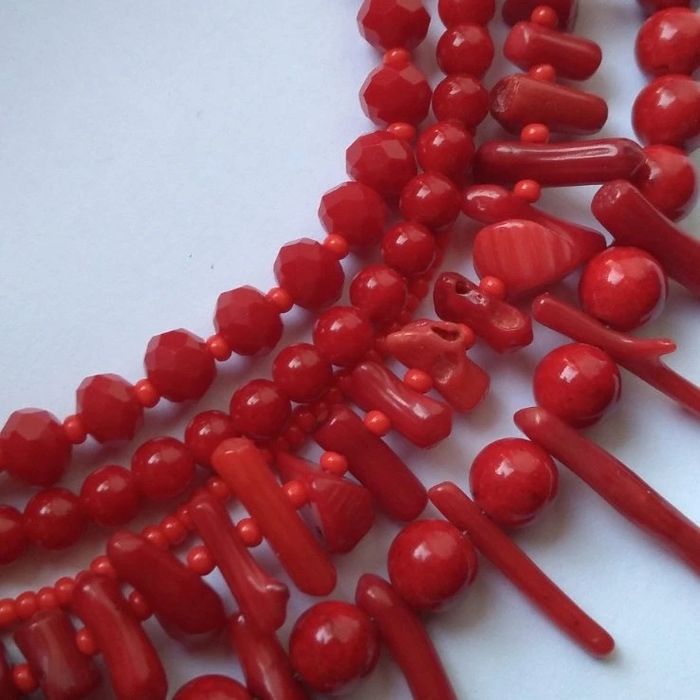 Намисто з коралами ручної роботи