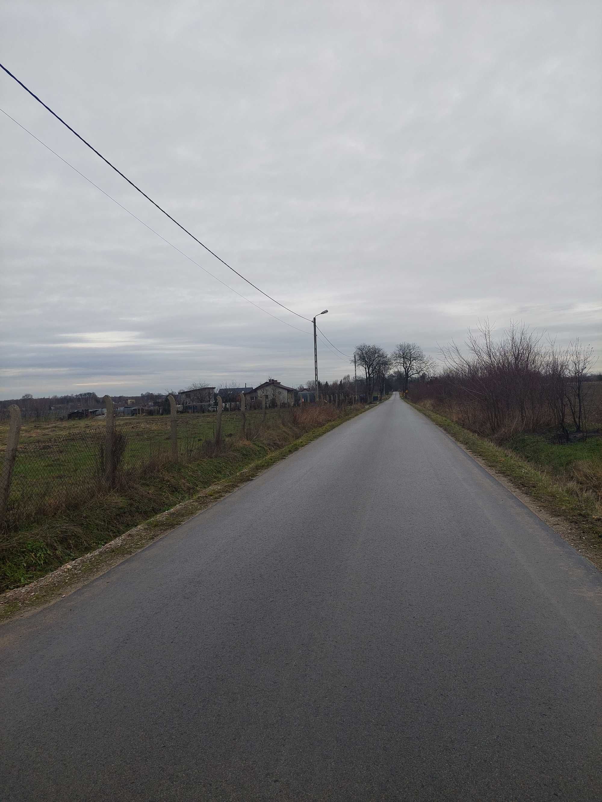 Atrakcyjna działka z Warunkami Zabudowy - Bezpośrednio.