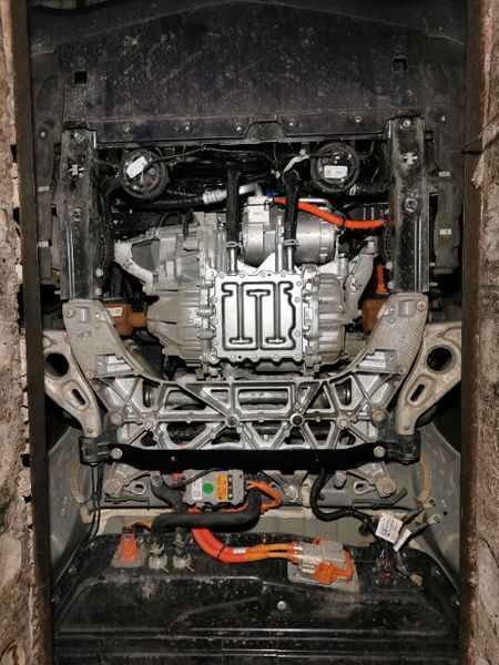 Защита поддона двигателя Chevrolet Bolt Захист картера двигуна Болт