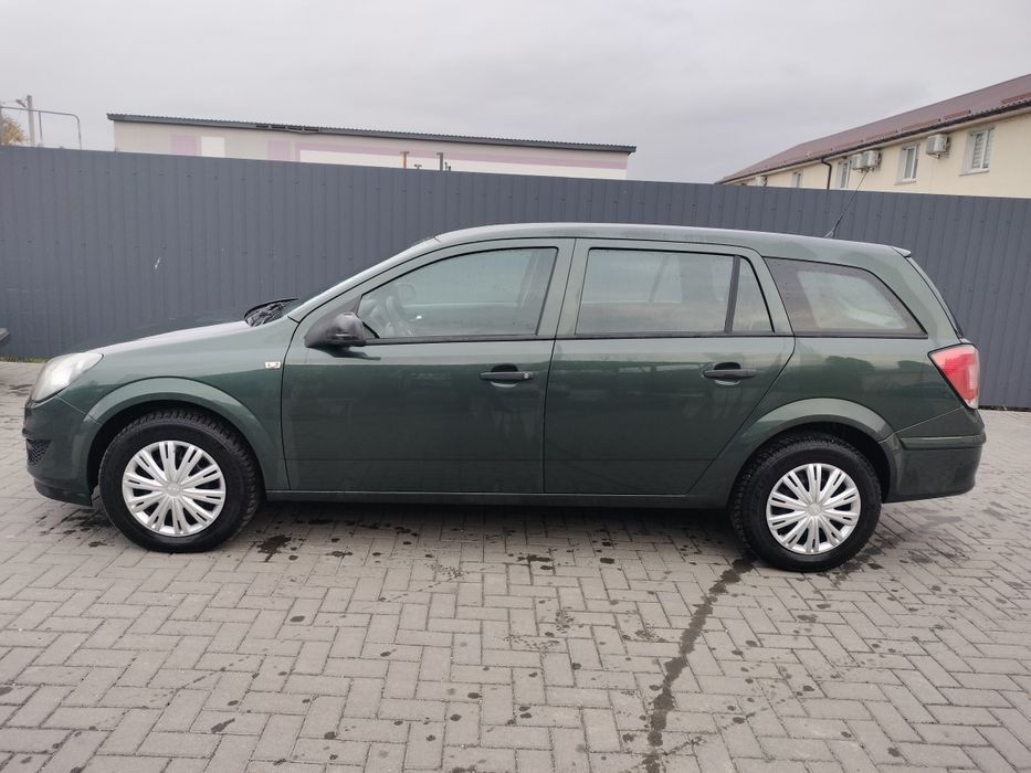 Продам свіжопригнаннй автомобіль