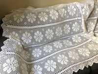 Colchas brancas em Crochet