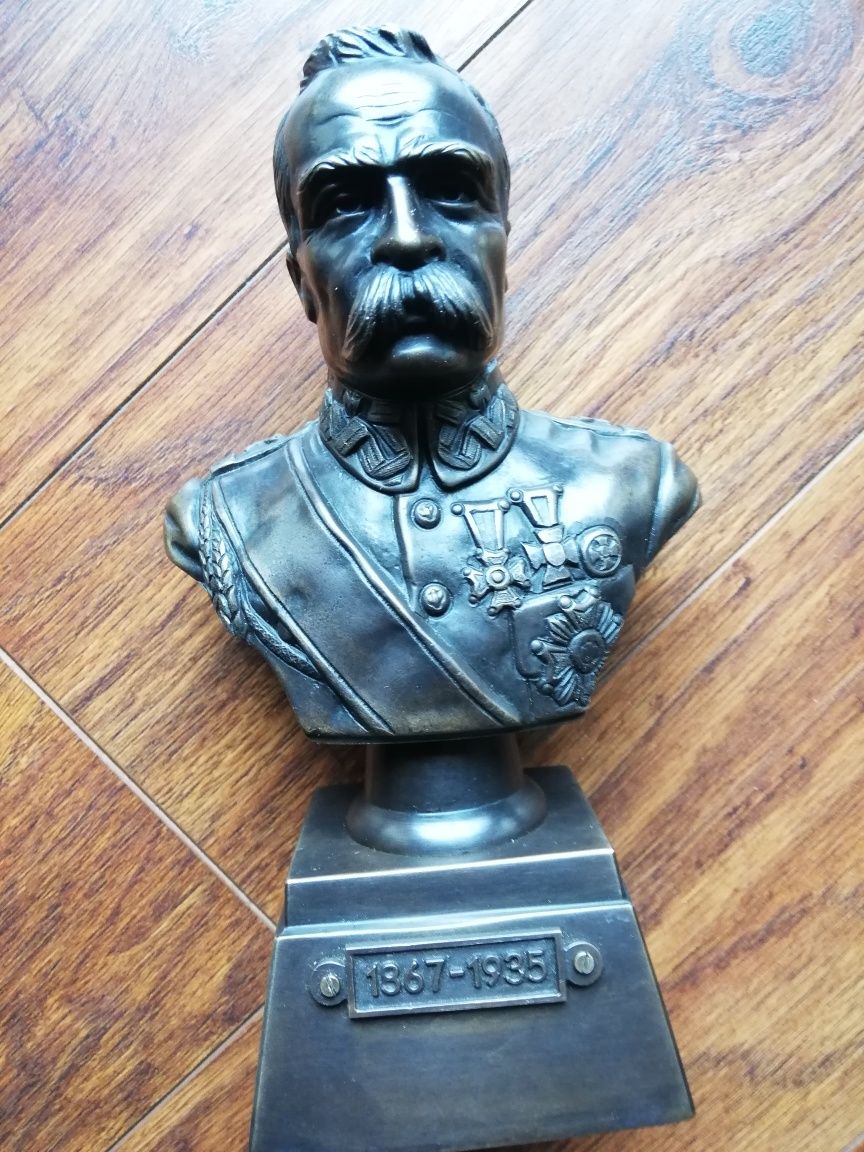 Popiersie Józef Piłsudski