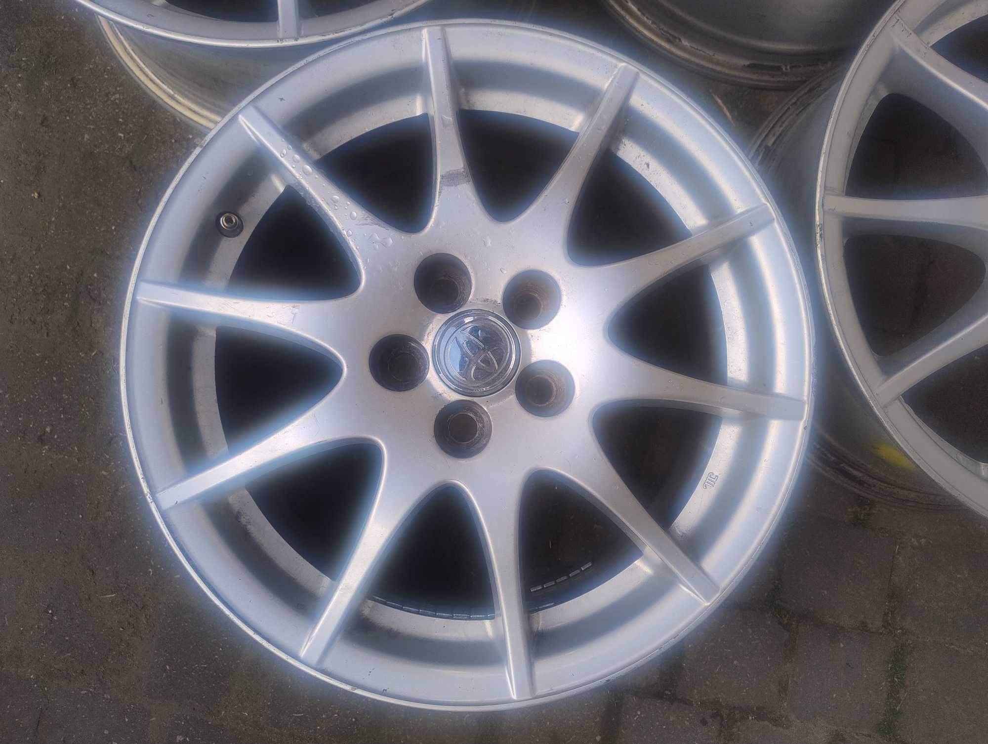 Felgi aluminiowe r16 5x100 Toyota