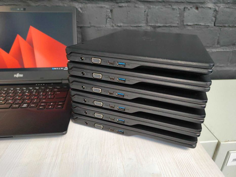 Швидкий Fujitsu LIFEBOOK E548 - оплата ФОП, ТОВ, ПДВ