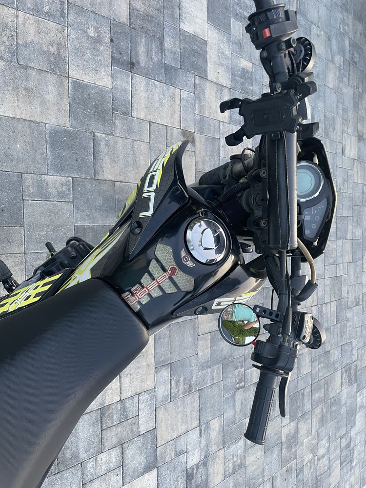Geon x road 250 light