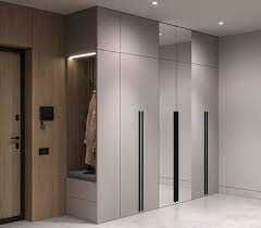 Встроенные и корпусные шкафы в прихожую — под заказ