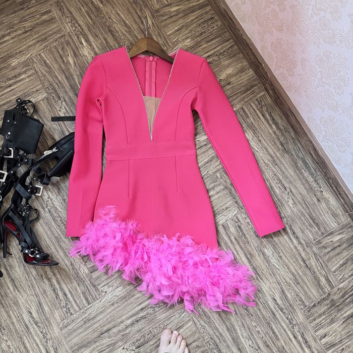 Сукня яка підкреслить фігуру