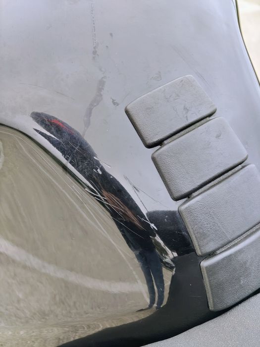 Honda VFR 800 VTEC – Top Case + Escape Black Widow