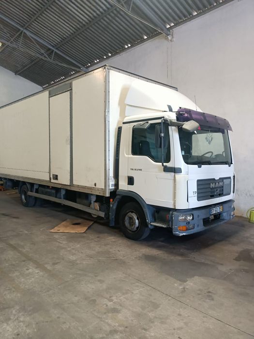 Man TGL 240 caixa automática