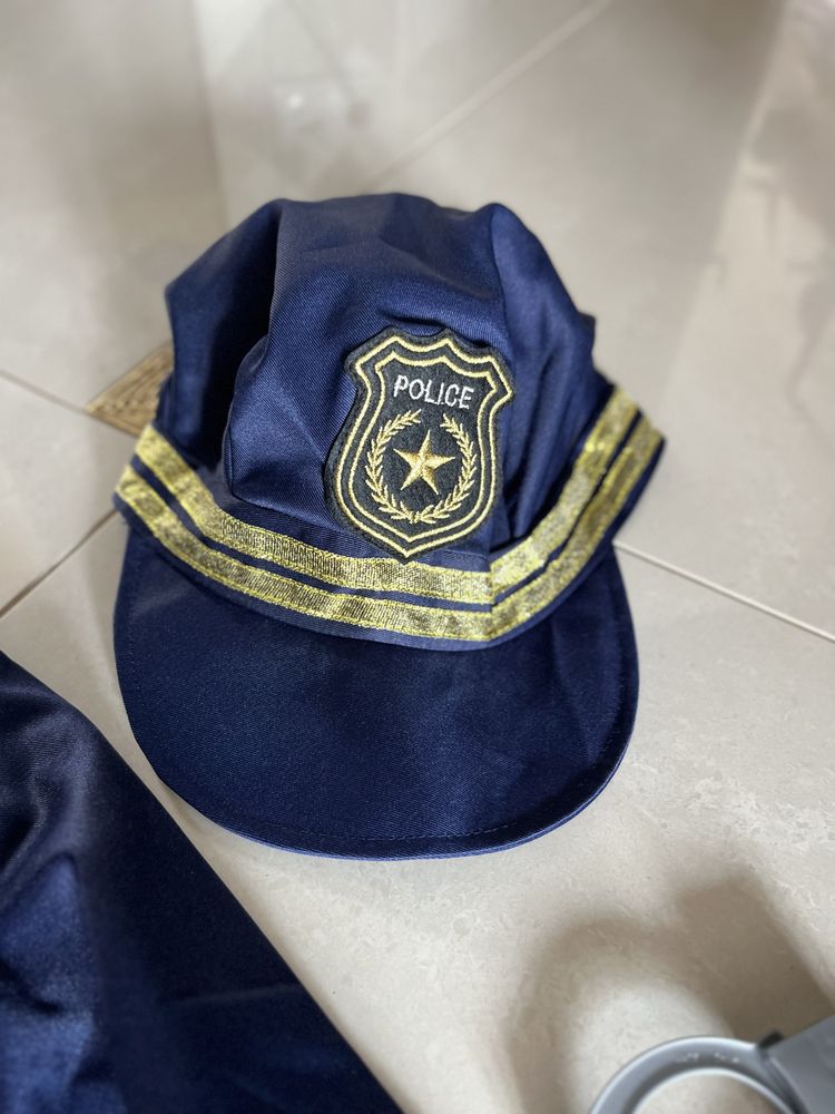 Stroj policjantki dla dziewczynki