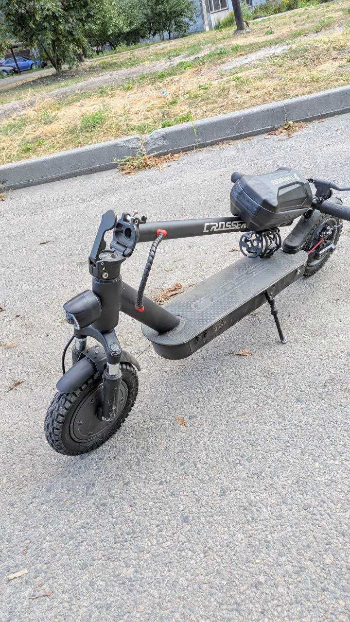 Crosser E9 Pro Max  600Вт / новые колеса / бонусы