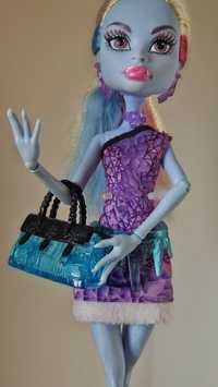 Abbey Bominable Monster High Scaris Upioryż