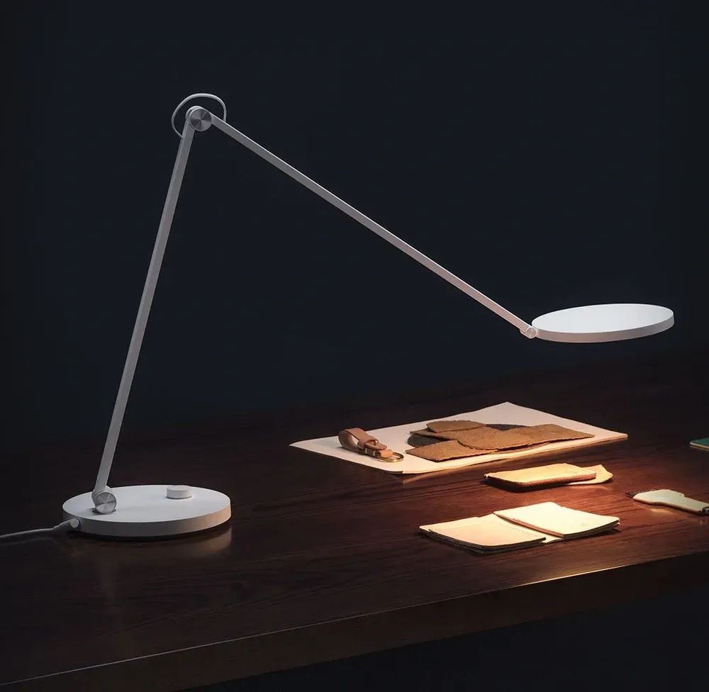 Mi LED Desk Lamp Pro, настільна лампа Xiaomi