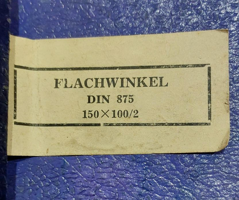 Угольник плоский проверочный Flachwinkel