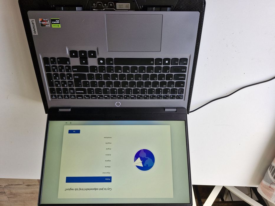 LAPTOP GAMINGOWY Lenovo LOQ / RYZEN 7 / 8 / RAM 24 / 512 / RTX 4050