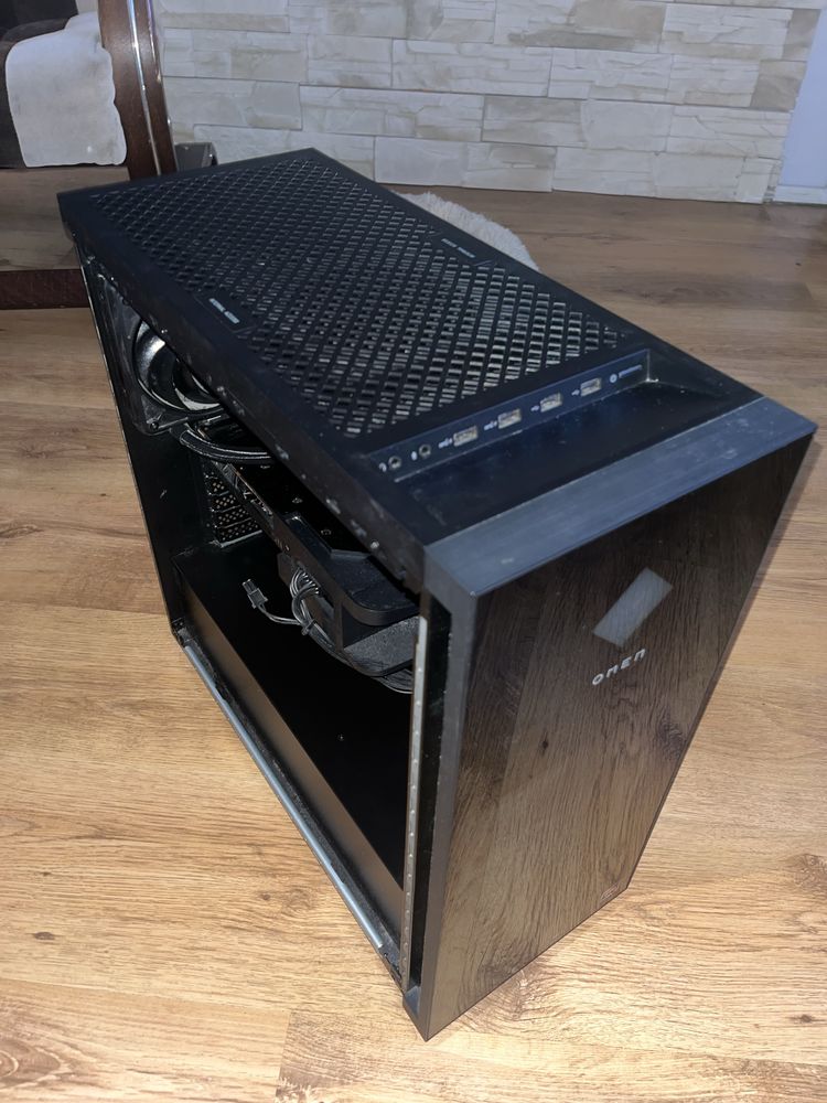 Komputer OMEN 40L