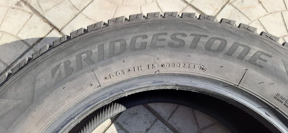 Bridgestone Blizzak DM-V2Z 225/65R17 102S 2019 компл 4шт - 8.5мм Japan