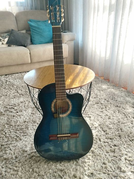 Guitarra eletroacustica stagg
