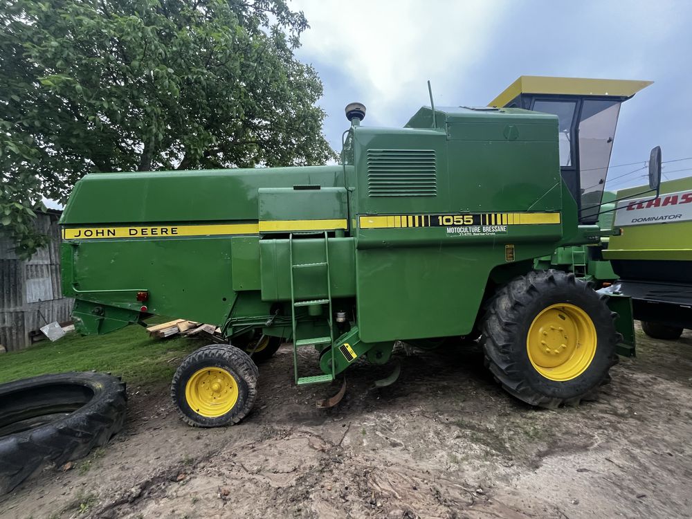 Комбайн зернозбиральний John Deere 1055/John Deere 1055 жатка 3,65