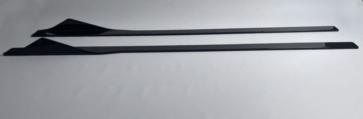 BMW F87 M2 Boczne Dokładki Progów Splittery Podproża Czarny Połysk