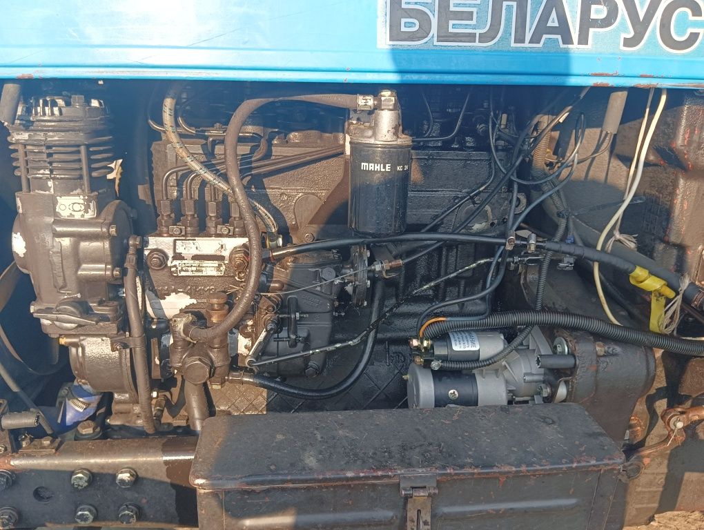 Трактор  МТЗ 892