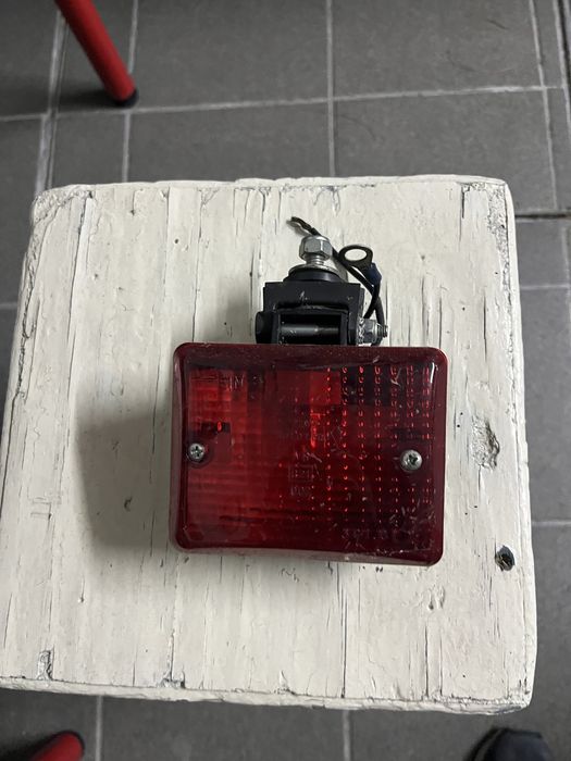 VENDO Farol de Nevoeiro (traseiro)