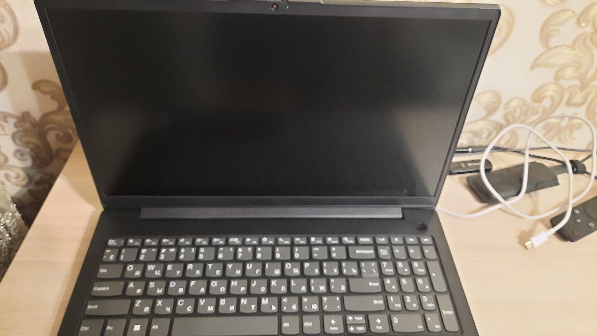 Ноутбук 15.6" Lenovo V15-ITL