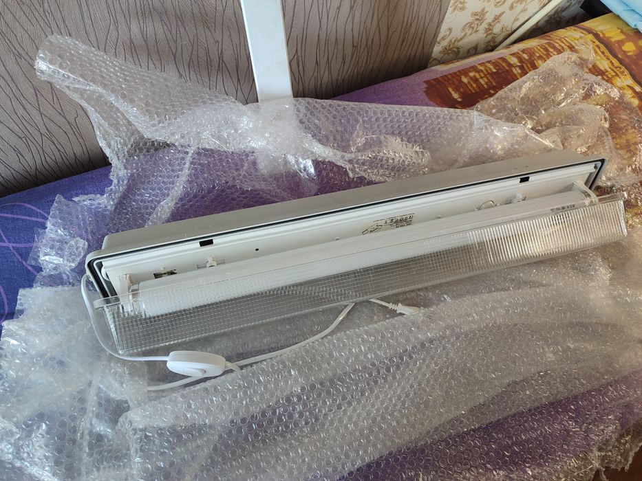 Продам лампу от желтушки