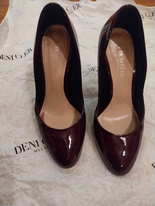 Efektowne szpilki marki Deni Cler