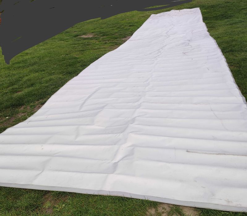 Plandeki z samochodów ciężarowych