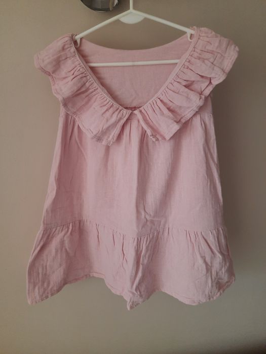 Rozkloszowana bluzka na ramiączka z falbankami roz. S,M