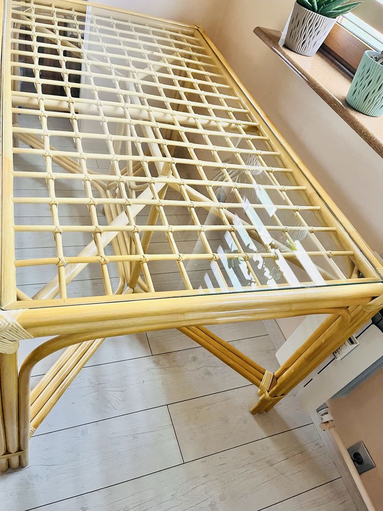 Stół rattanowy z szybą stan idealny