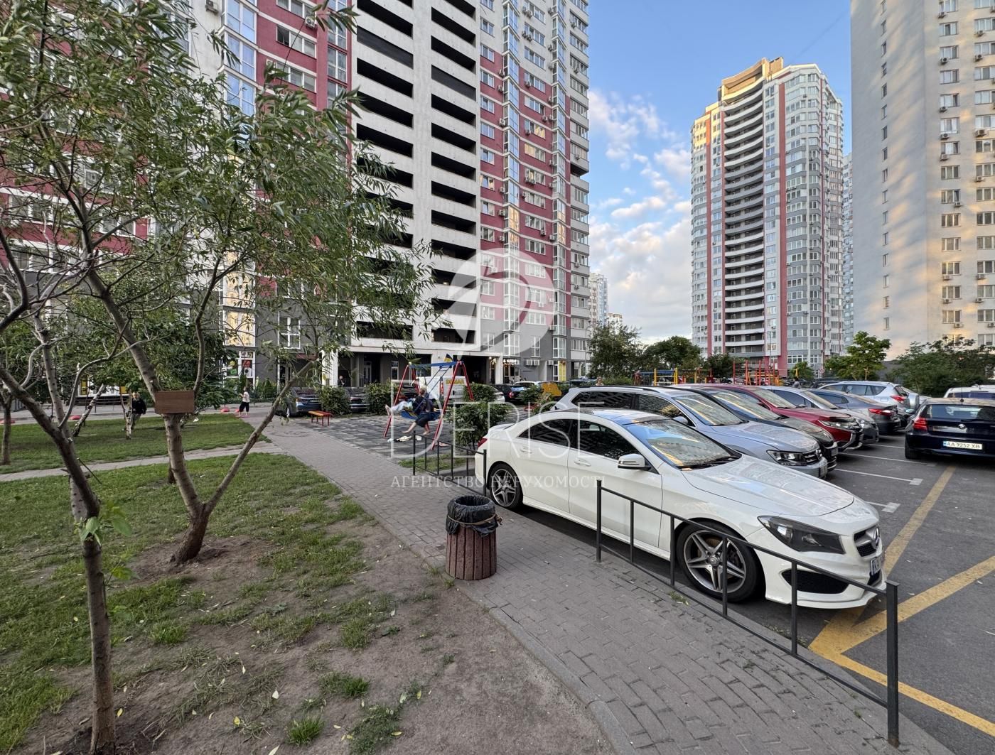 #6202 1к Драгоманова Позняки Осокорки Дарницький  River Mall