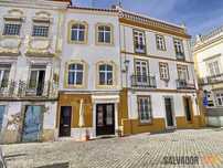 Imóvel para arrendamento no Centro Histórico de Elvas, em plena Praça
