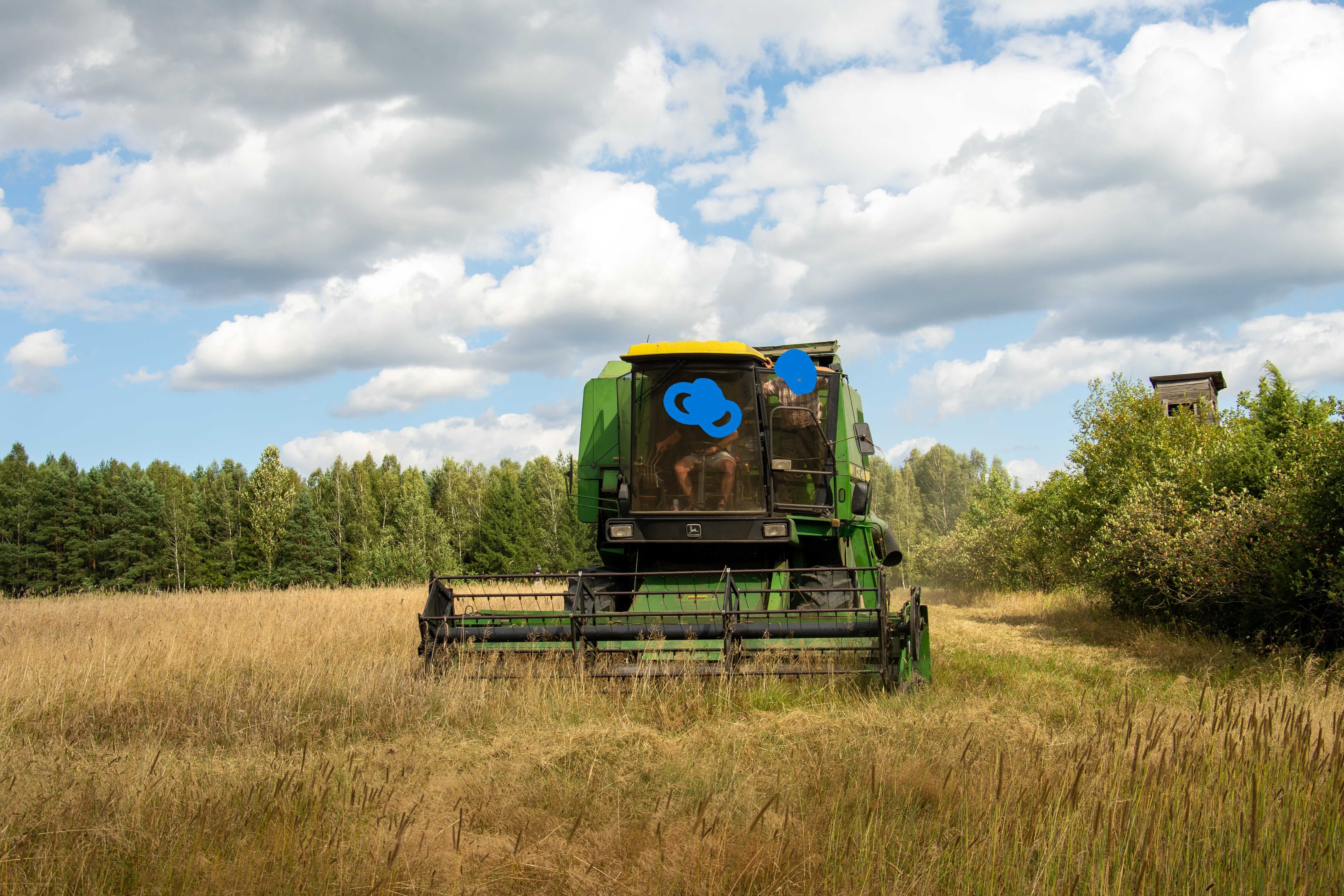kombajn zbożowy john deer 1075