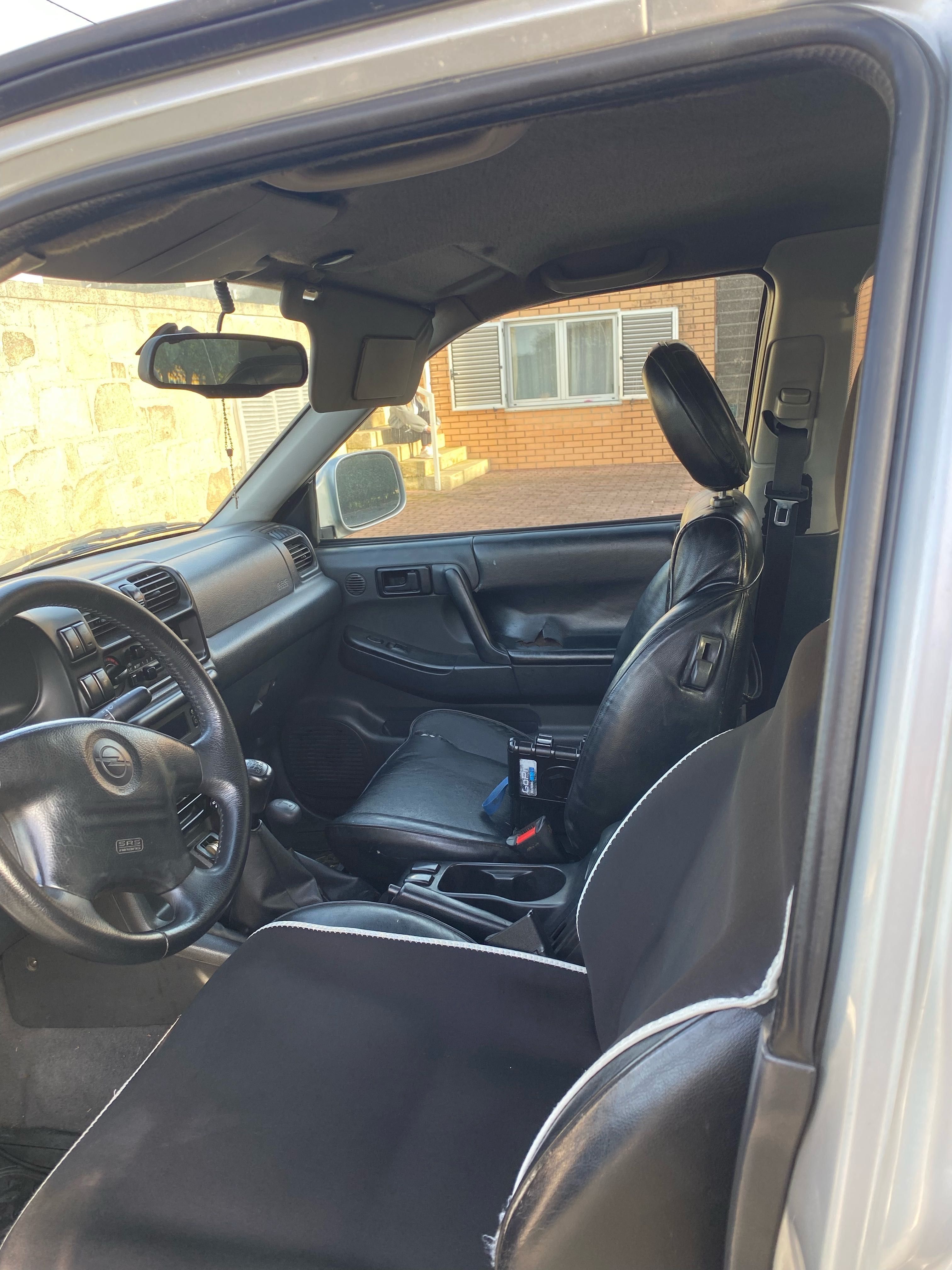 Opel Frontera b 2,2 rs sport