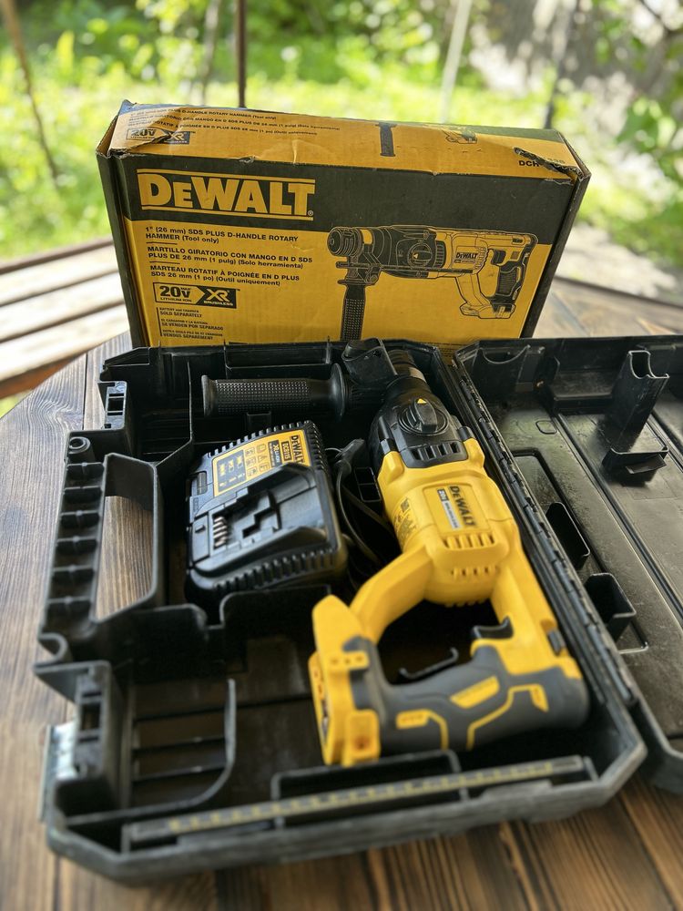Перефоратор акумуляторний Dewalt dch 133