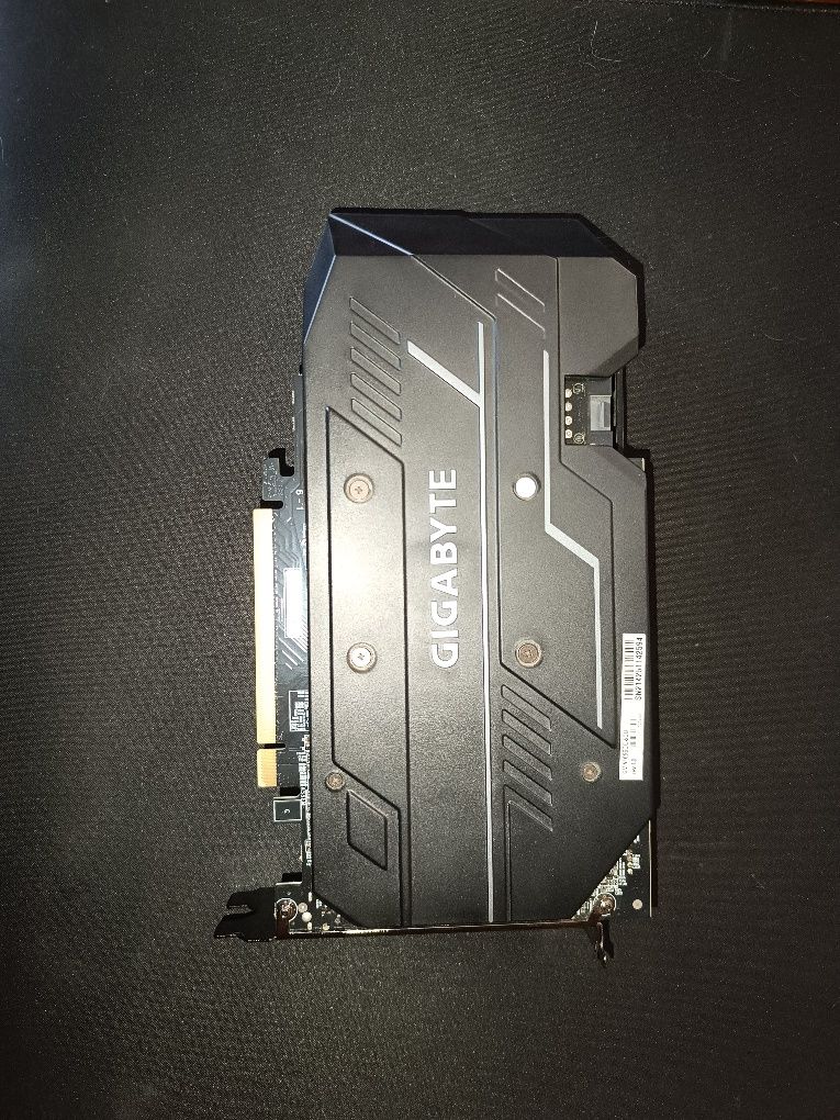 GTX 1660 Super Gigabyte