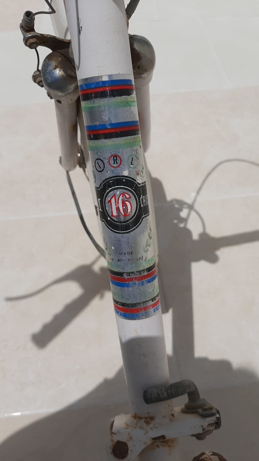 Vendo Bicicleta pasteleira antiga