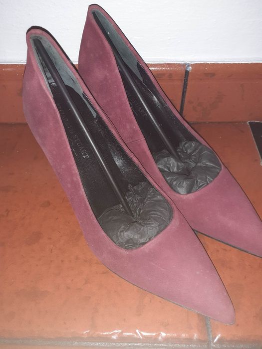 Sapatos bordou 37