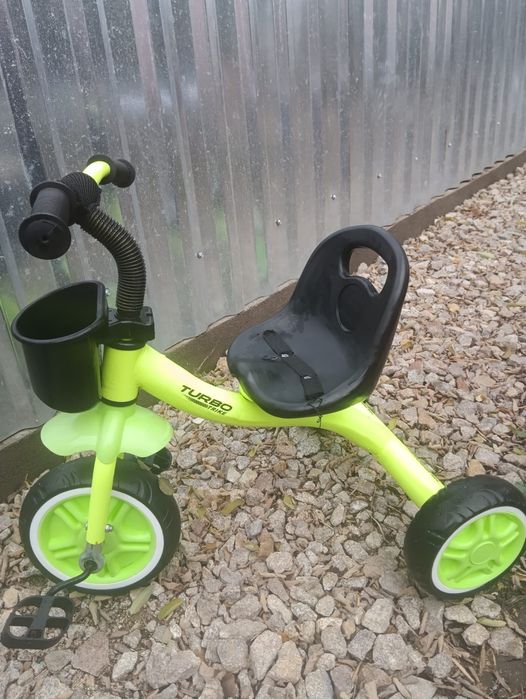Дитячий триколісний велосипед