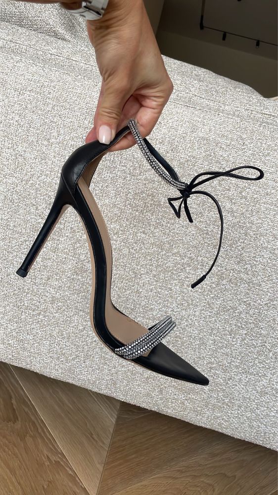 Gianvito Rossi piekne szpilki buty 39 od reki