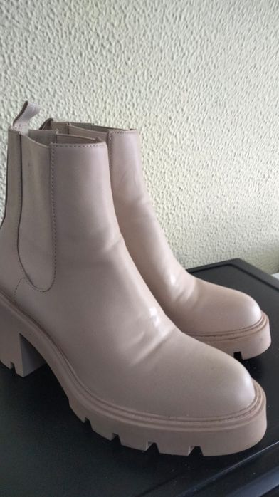 Mulher moda calçado