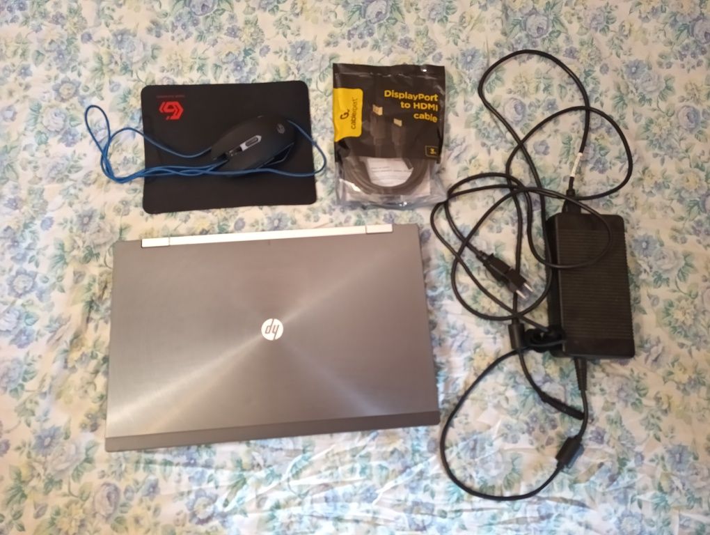 HP elitebook 8770w