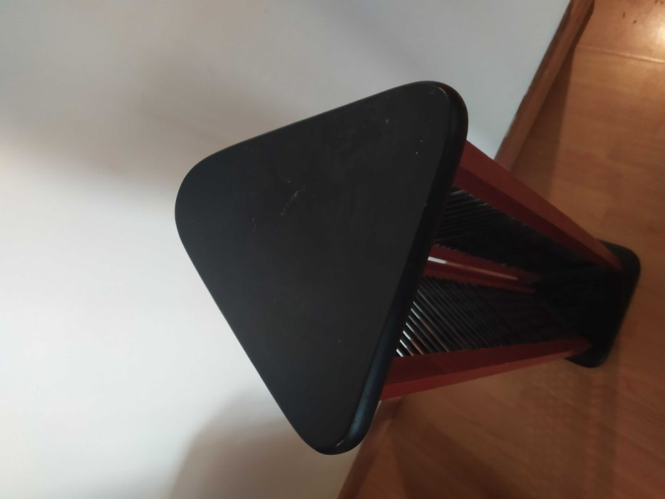 Estante /prateleira para CDs