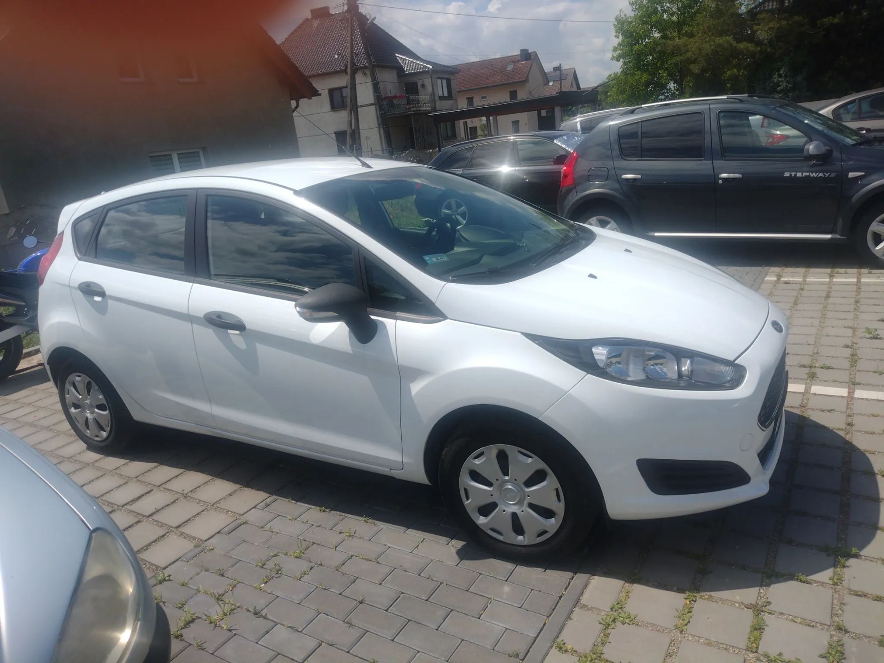 Ford Fiesta Polski salon, komplet kół zimowych, klimatyzacja, podlokietnik