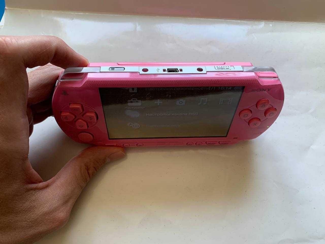 Ігрова приставка Sony PSP 1004 Рожева тема Барбі PlayStation Portable