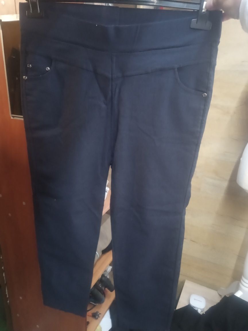 Spodenki 3/4 rybaczki z kieszeniami od Xl do 3xl dwa kolory